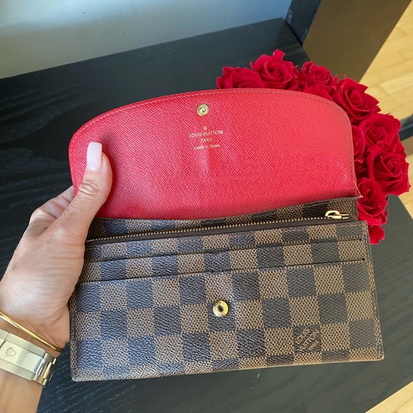 LOUIS VUITTON WALLET - Picture 10 of 10